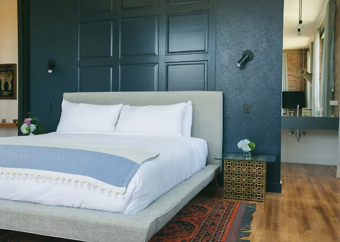 The Publishing House Bed & Breakfast Chicago